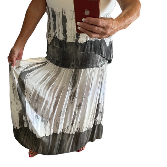 Tie dye and sequins! Soft,flowing & layered Maxi 2 piece by impulse! - Picture 11 of 12